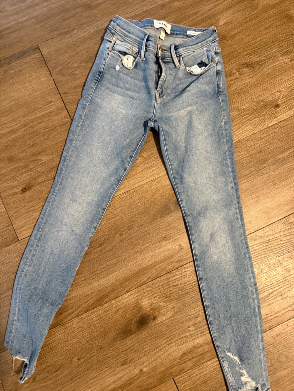 Frame Denim Women's Skinny Jeans in Light Blue Wash